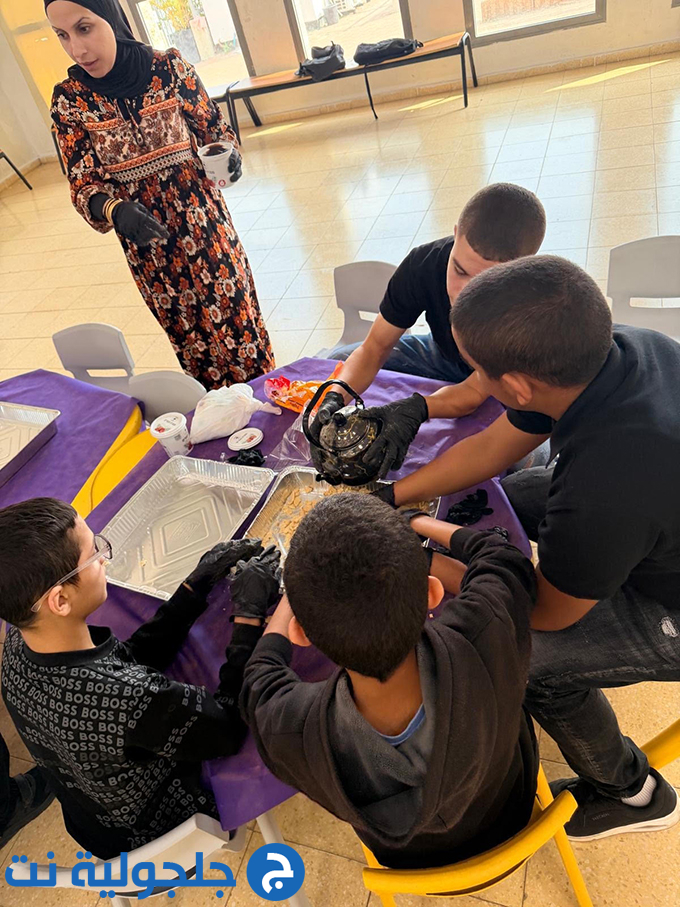 يومًا مميزًا للتطوع بمشاركة جميع الطلاب في مدرسة اورط التكنولوجية العربية الرملة